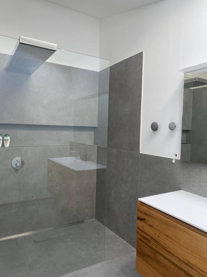 Moderne Ferienwohnung Stephanskirchen Экстерьер фото