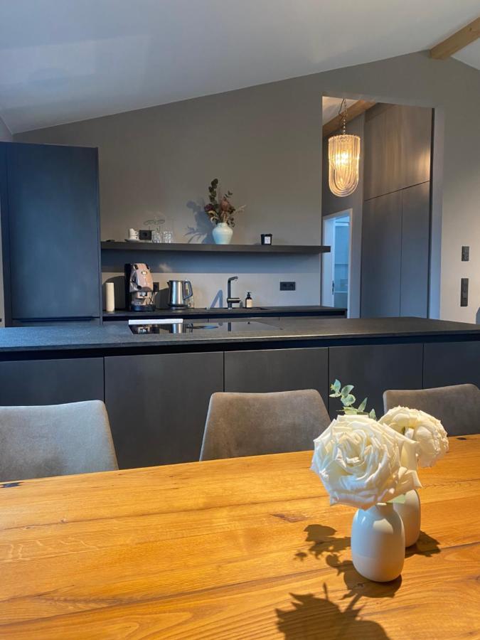 Moderne Ferienwohnung Stephanskirchen Экстерьер фото